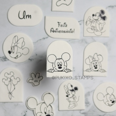 Carimbo de bolachas - Mickey a espreitar