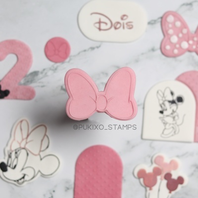 Carimbo + cortador - Laço da Minnie