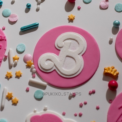 Carimbo de bolachas - B de Barbie