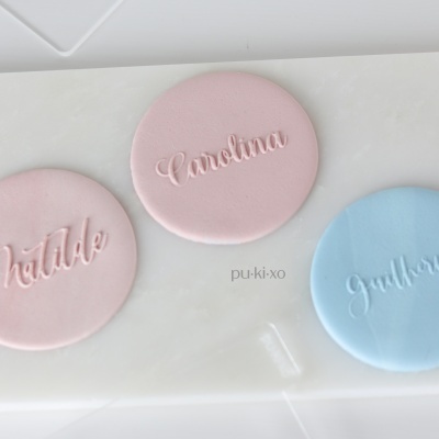 STOCK-OFF - Carimbo de bolachas personalizado - Nome CAROLINA