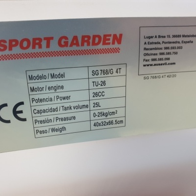 Etiqueta de informações do produto SPORT GARDEN, modelo SG 768/G 4T, motor TU-26, potência 26CC, capacidade 25L