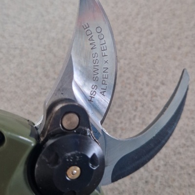 Tesoura ALPEN/FELCO 32 C/3 Baterias