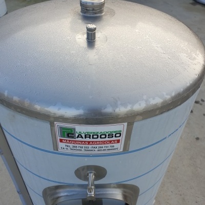 Cuba Inox Vinho 250 Litros Porta Lateral