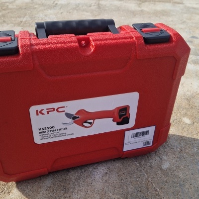 Tesoura KPC KS2500 C/3 Baterias