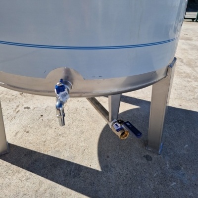 Cuba Inox Sempre Cheia 550 Litros