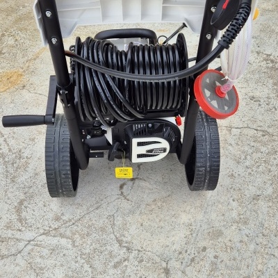 Lavadora Alta Pressão OMEGA 4 T c/ Enrolador+20mt Mangueira