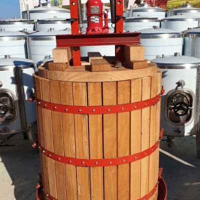 Prensa Hidráulica P/Vinho 15T
