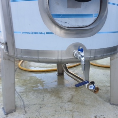 Cuba Inox Vinho 675 Litros Porta Lateral