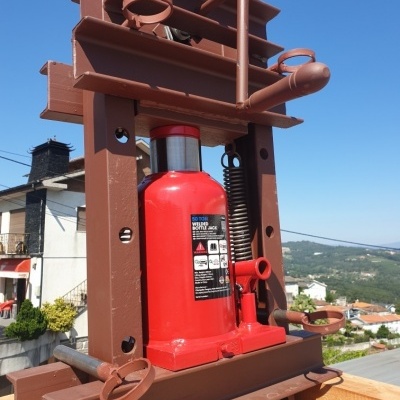 Prensa Hidraulica P/Vinho 50T C/Elevador