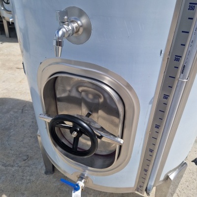 Cuba Inox Vinho 550 Litros Porta Lateral