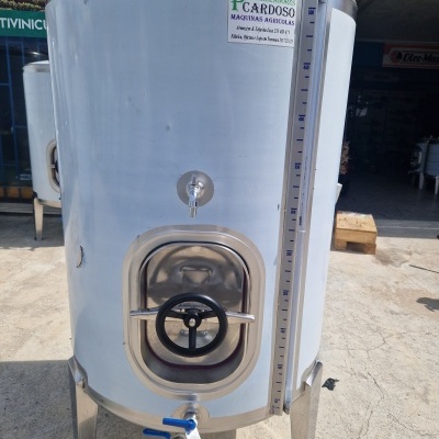 Cuba Inox Vinho 550 Litros Porta Lateral