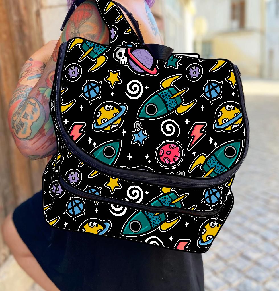Mochila Busy Mom Space Skulls - Por Encomenda