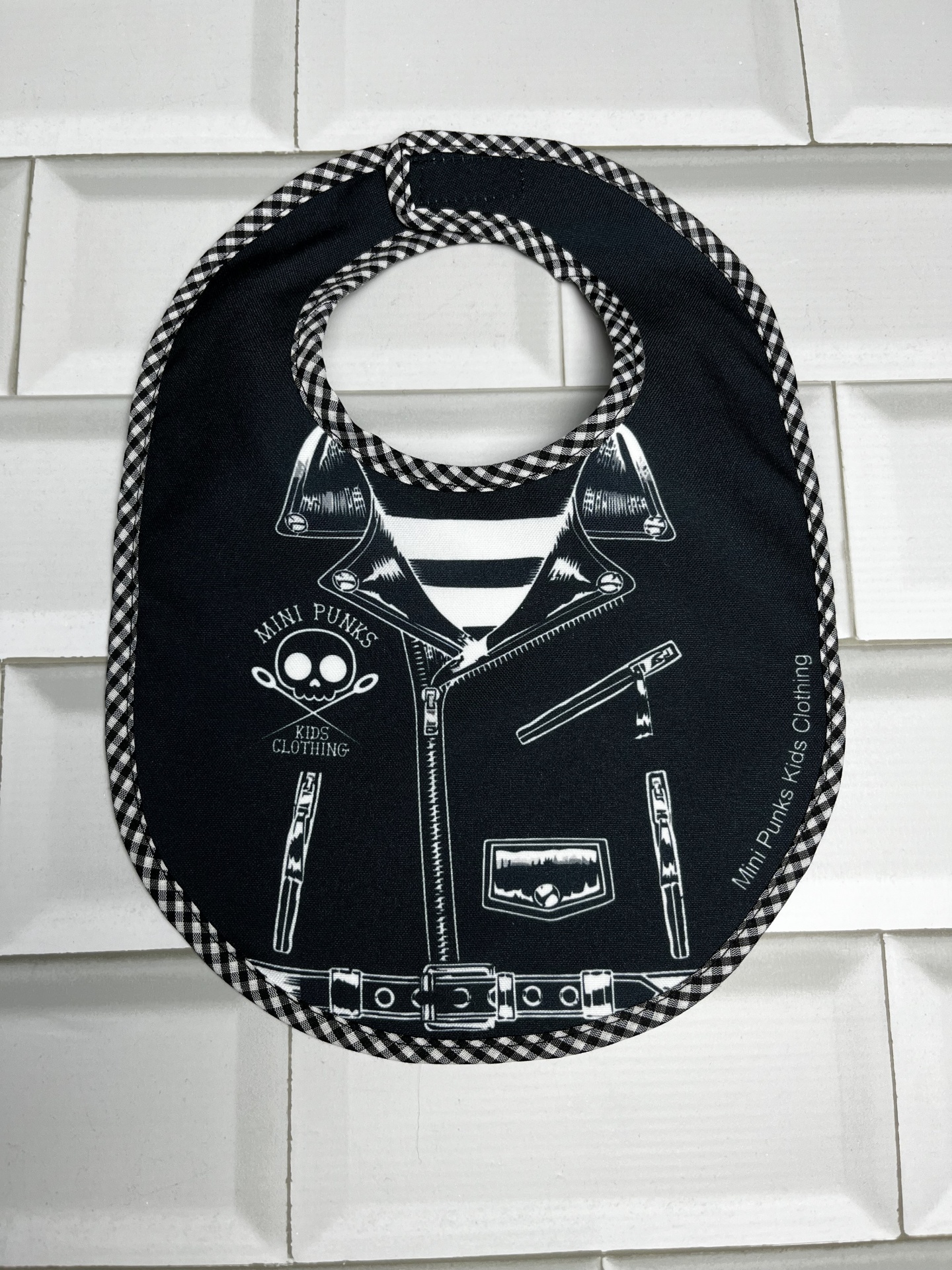 Babete Impermeável Leather Jacket