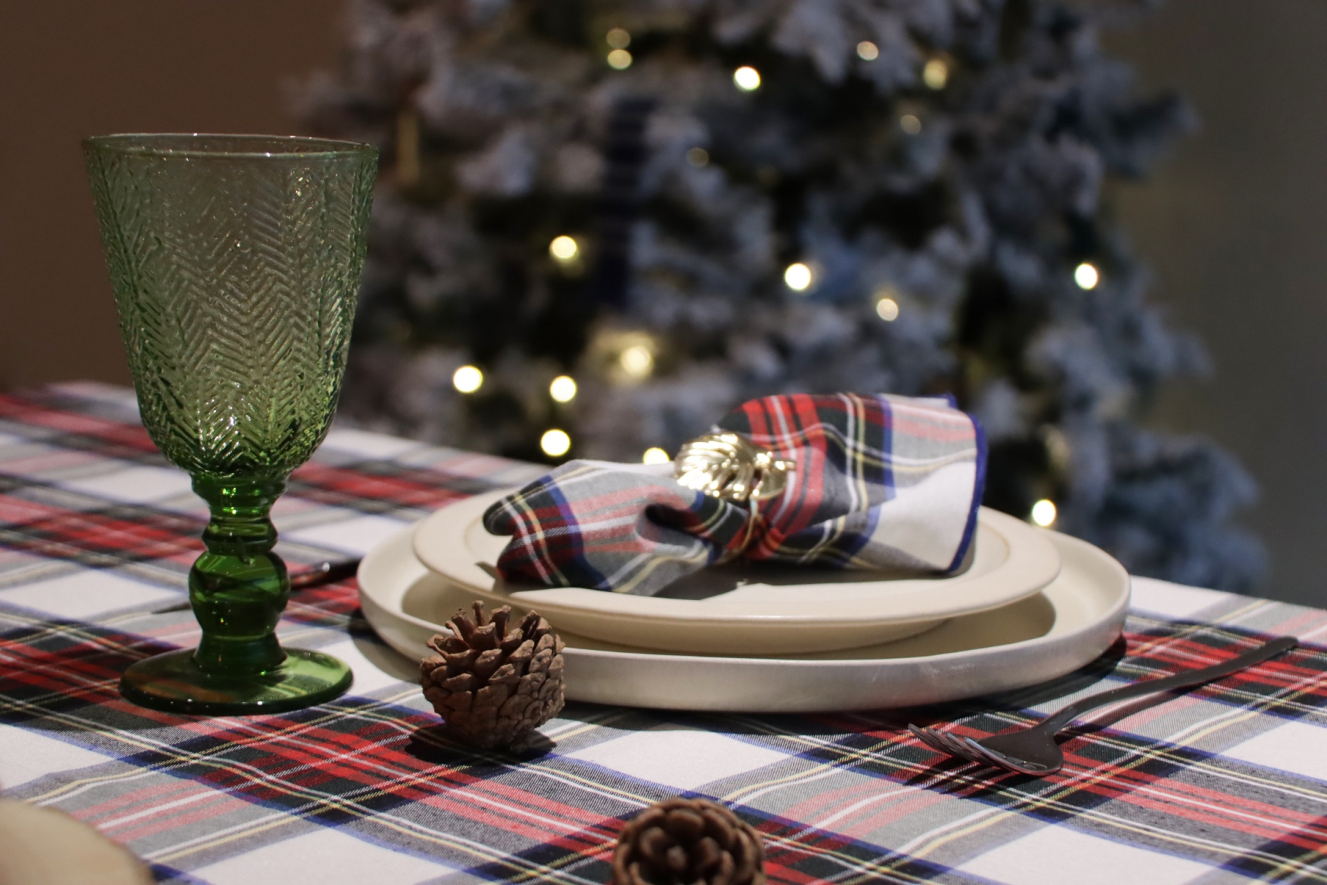 Toalha de Mesa Xadrez Branco e Vermelho