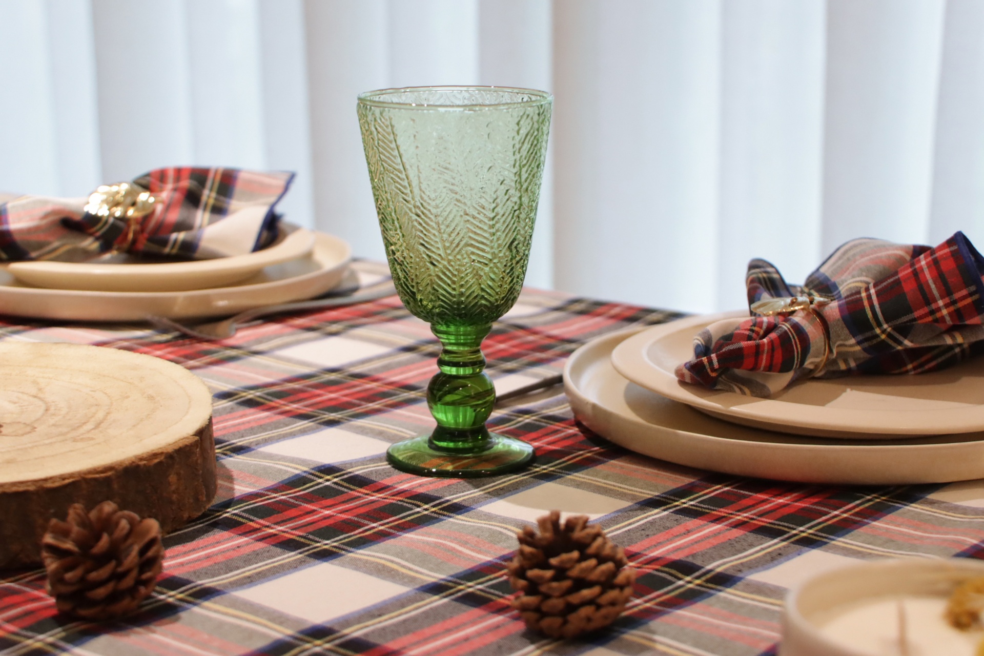 Toalha de Mesa Xadrez Branco e Vermelho