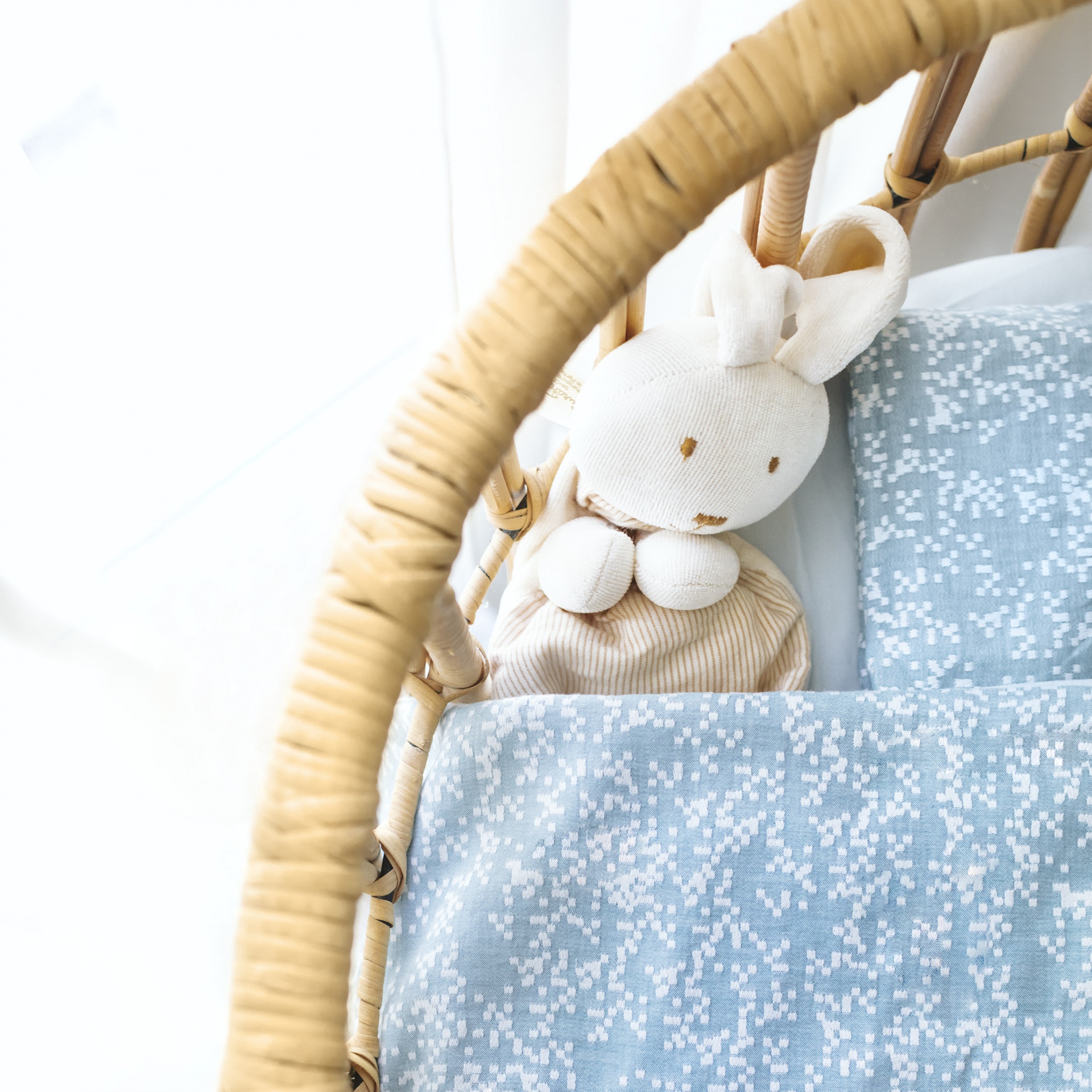 Pixel Azul - Cama de Grades