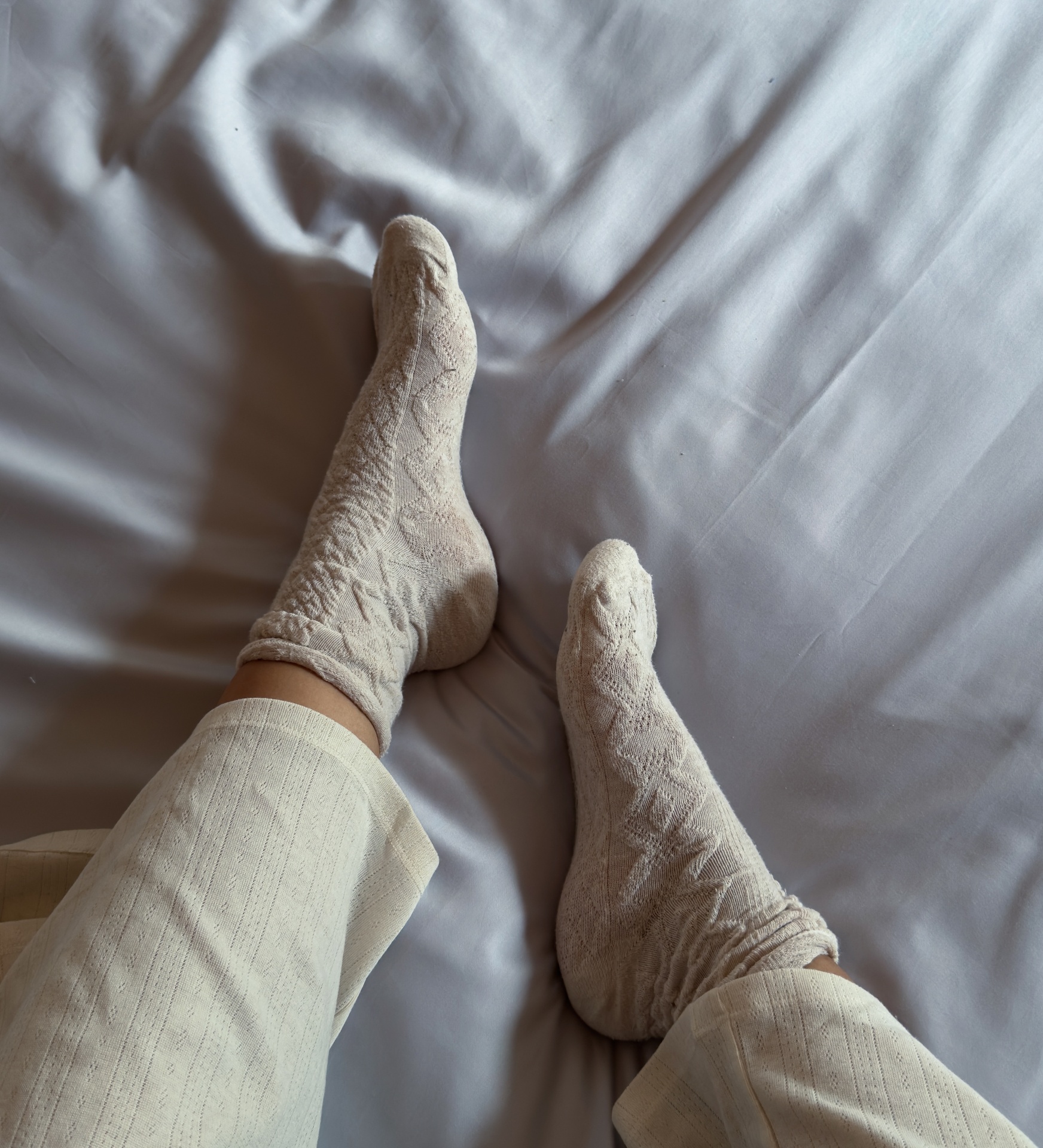 Conjunto Lençóis de Cetim Cinza Claro