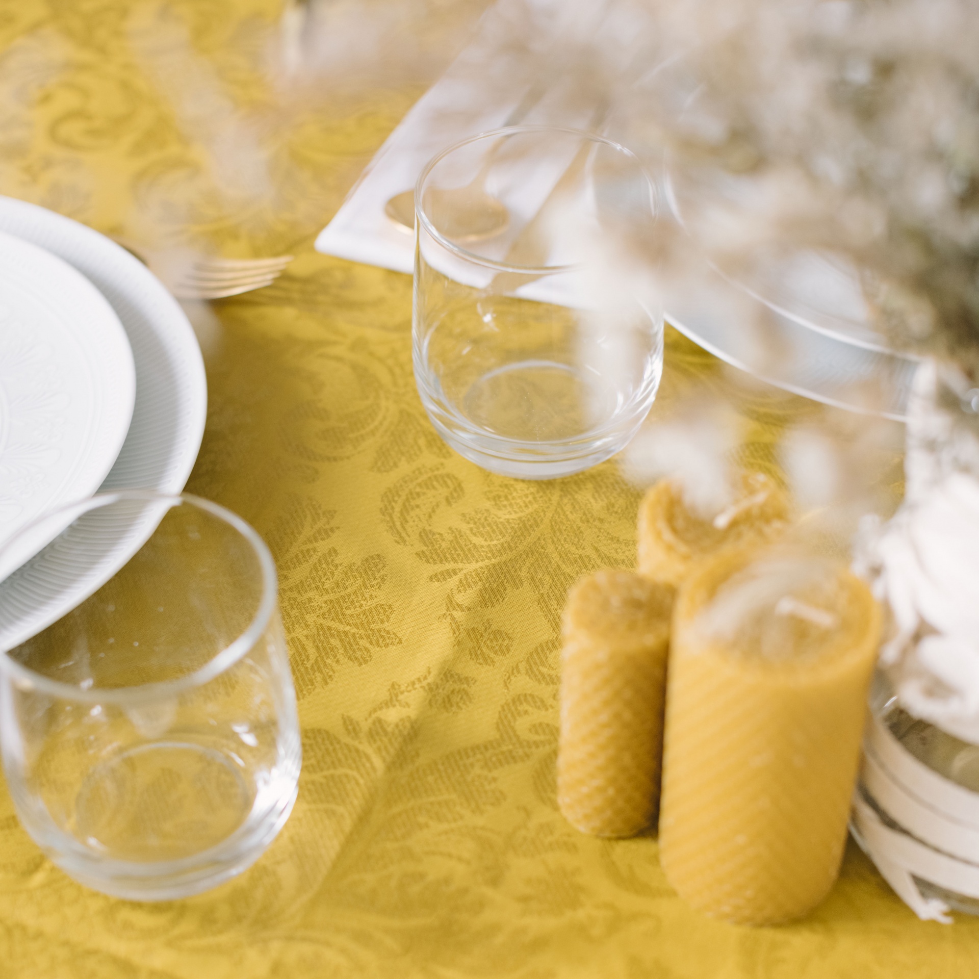 Toalha de Mesa em Tecido Resinado