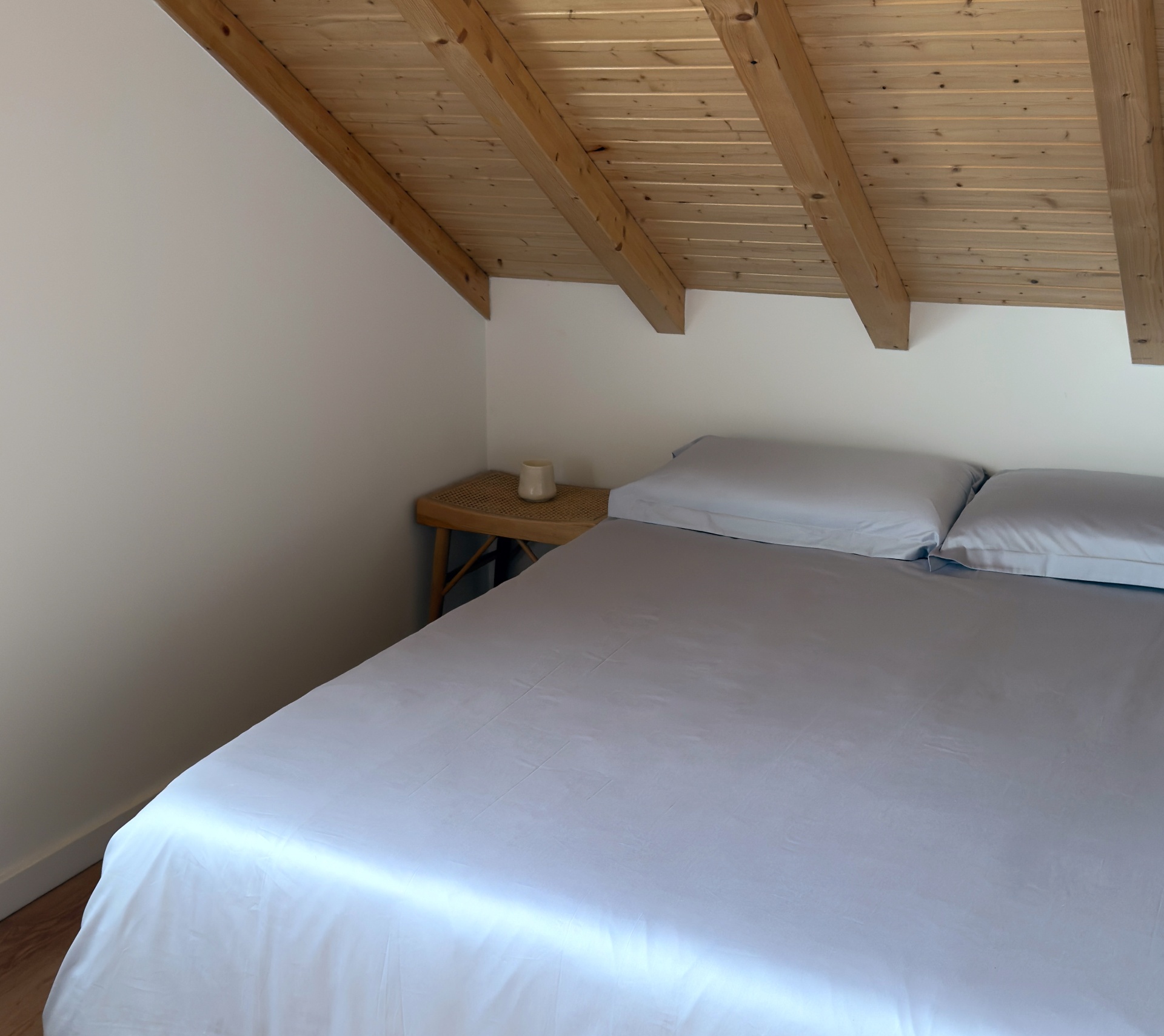 Conjunto Lençóis de Cetim Cinza Claro