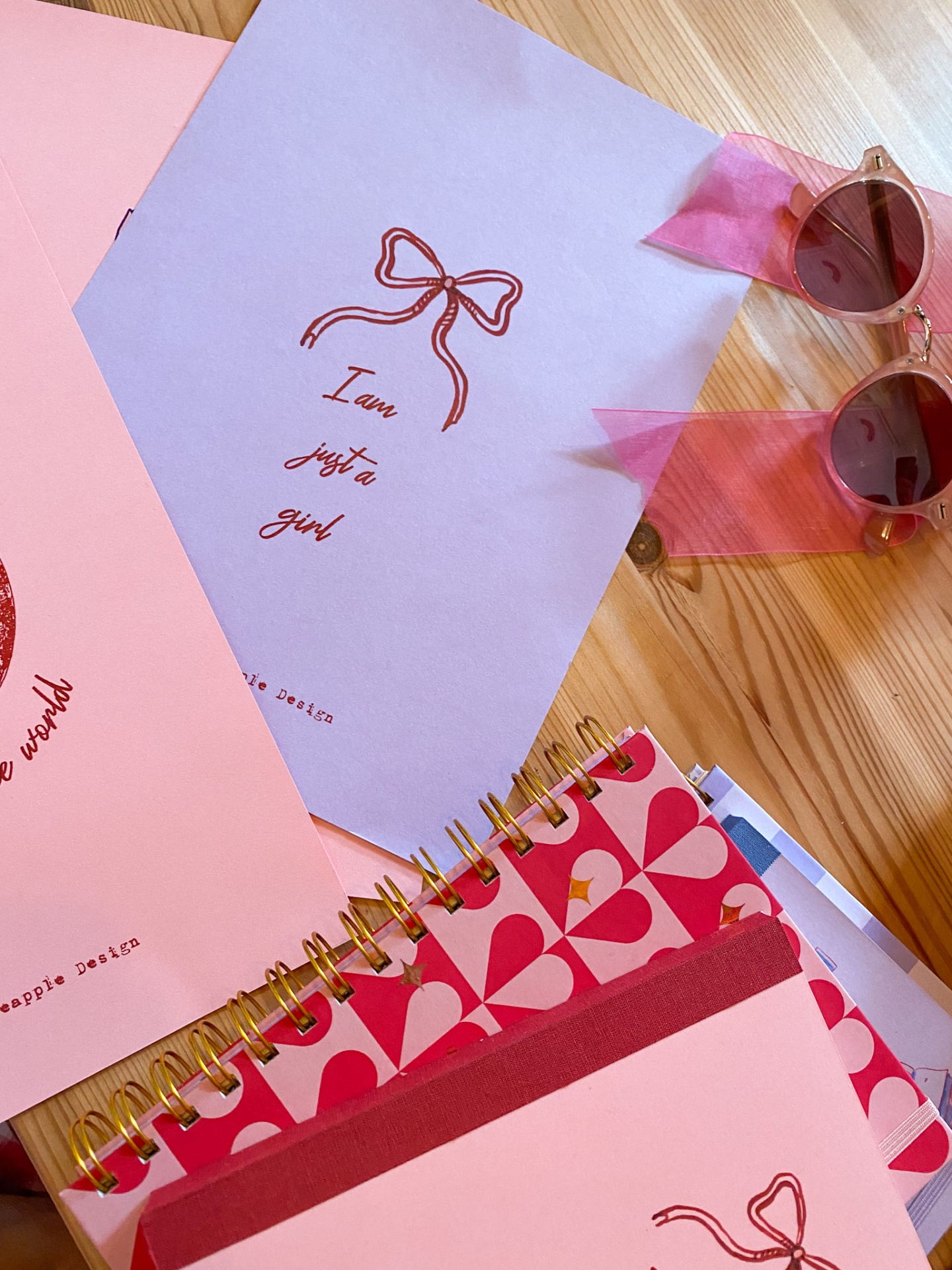 Prints decorativos 💜I am just a girl 🎀 A4