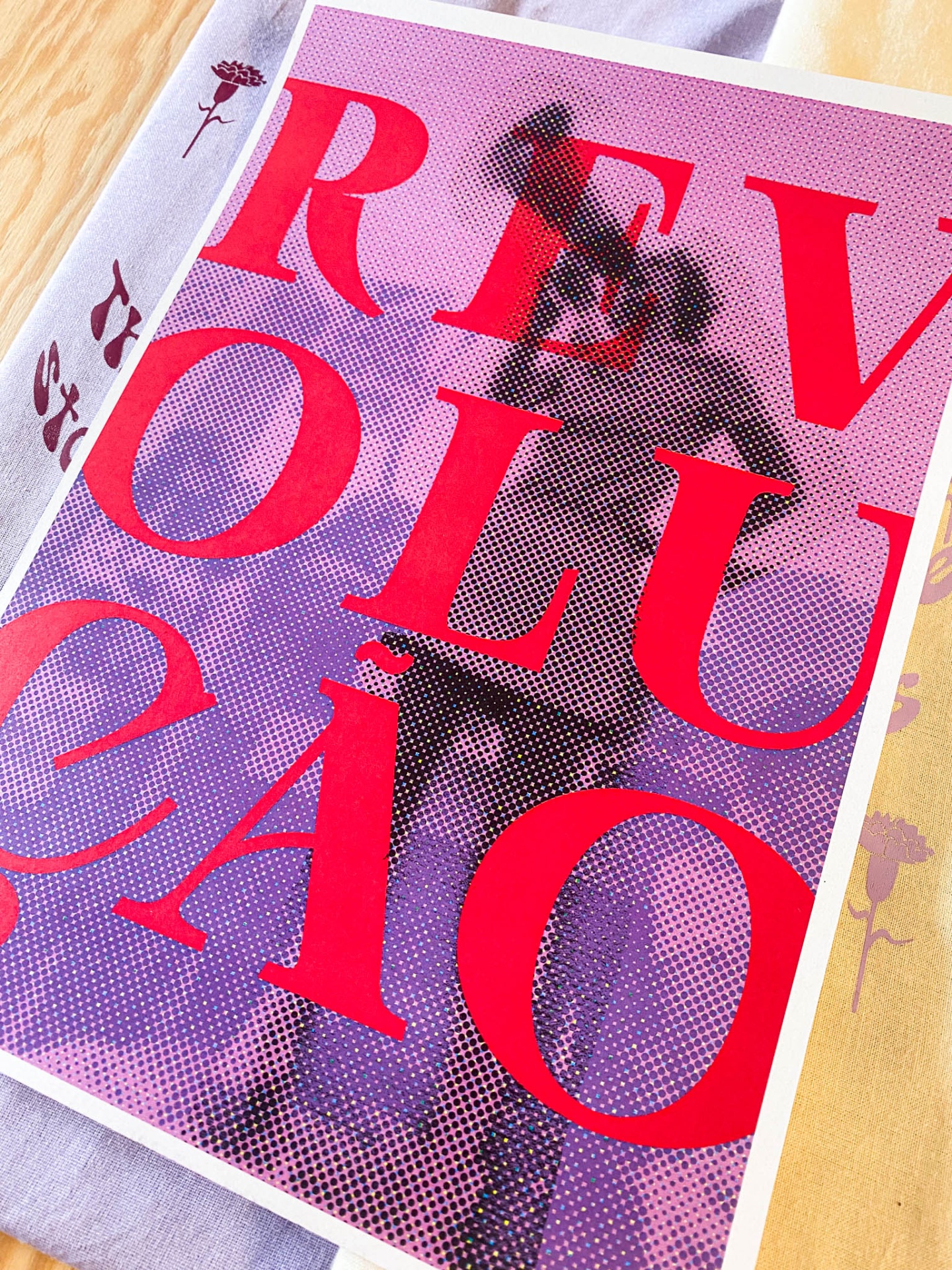 Prints ❁ comemoração 25 abril ❤︎