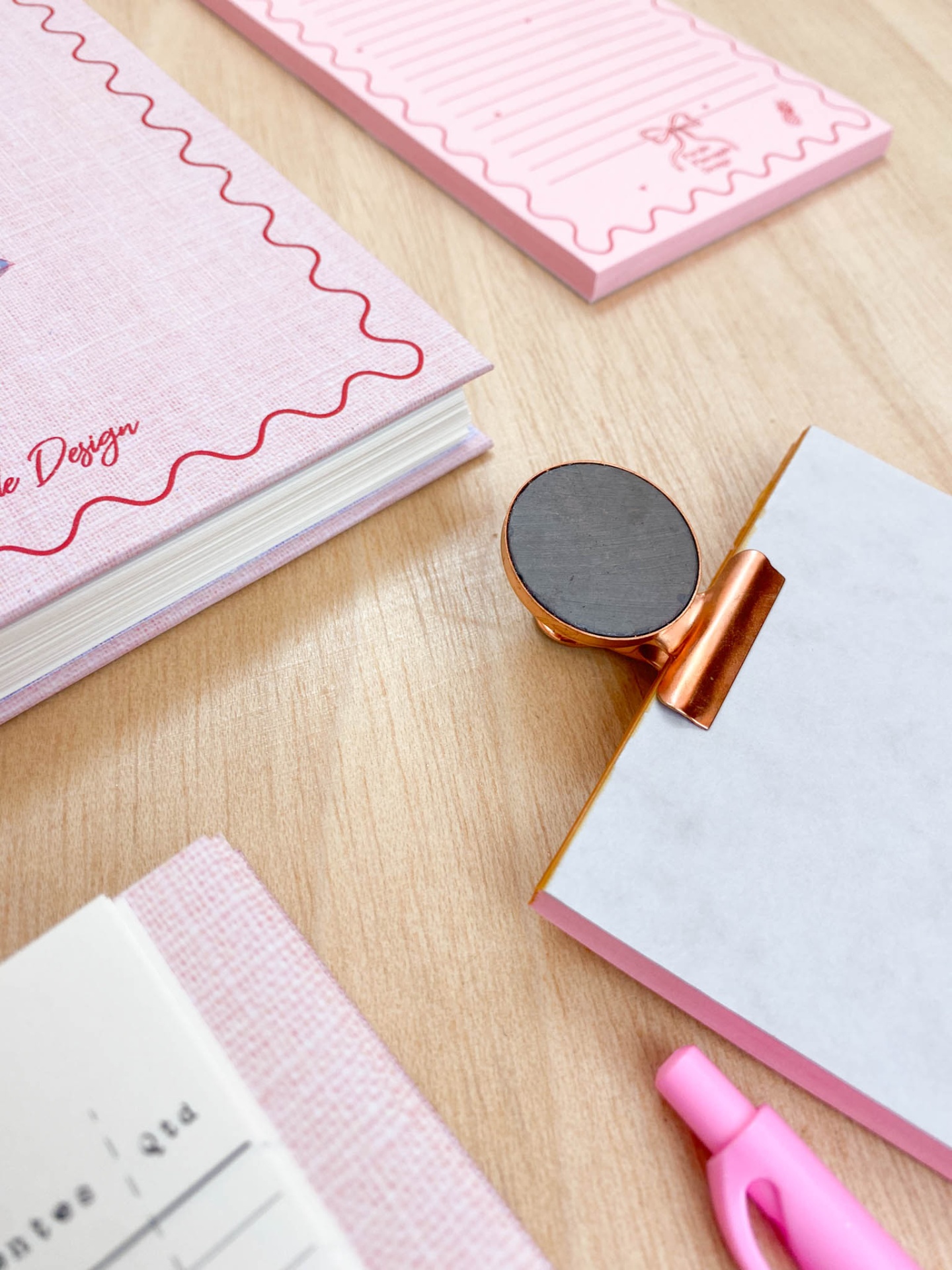 Lista de compras Rosa com iman rose gold 🎀