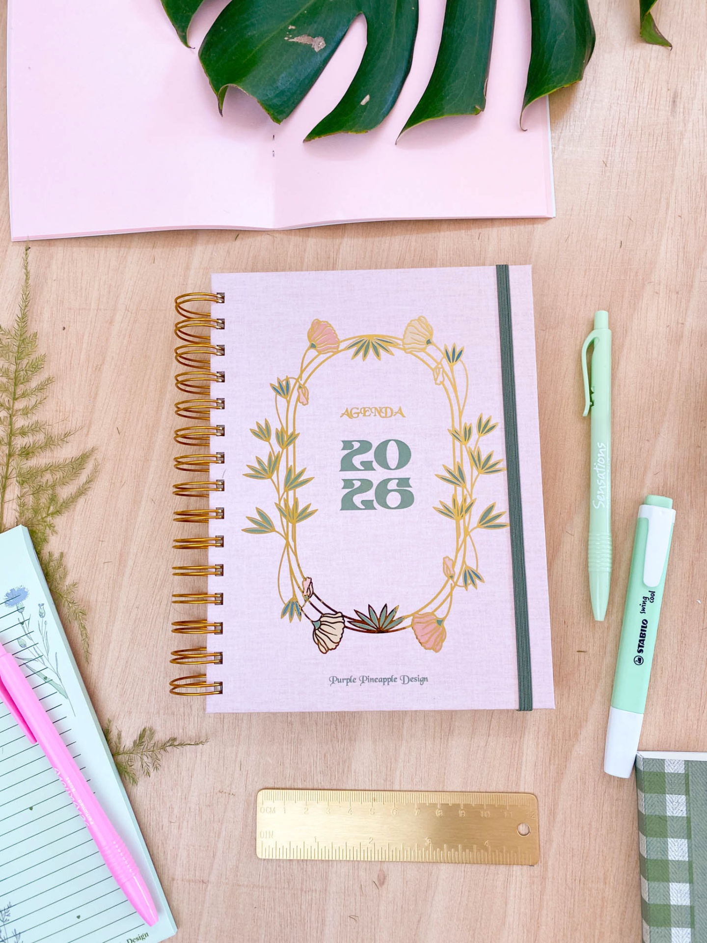 Agenda de Professor 2025/2026 🍃 Flores Rosa 💖 A4 e A5