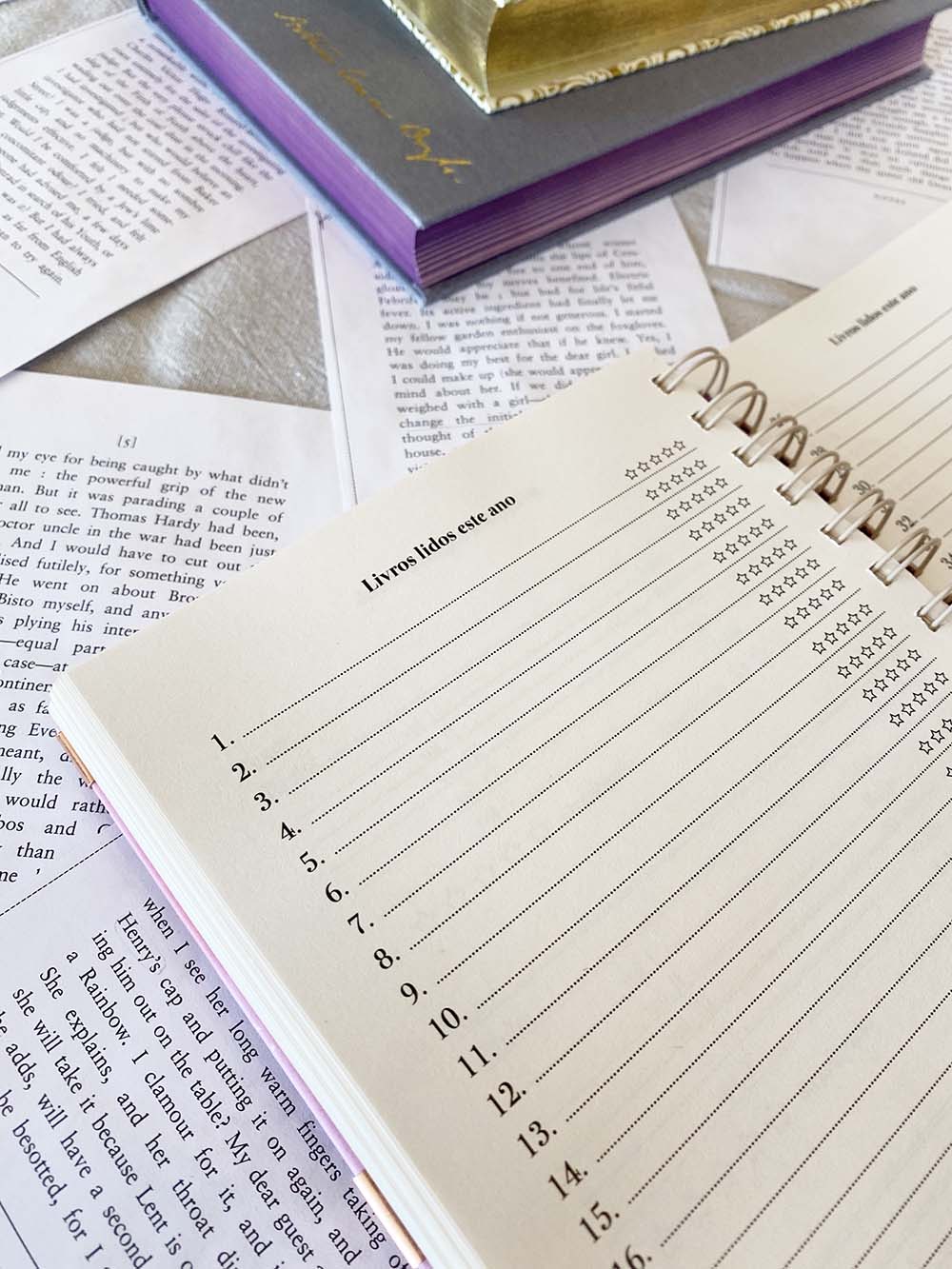 ✧ Gold and Blue ✧  I choose Fiction ✧ Planner Literário✧