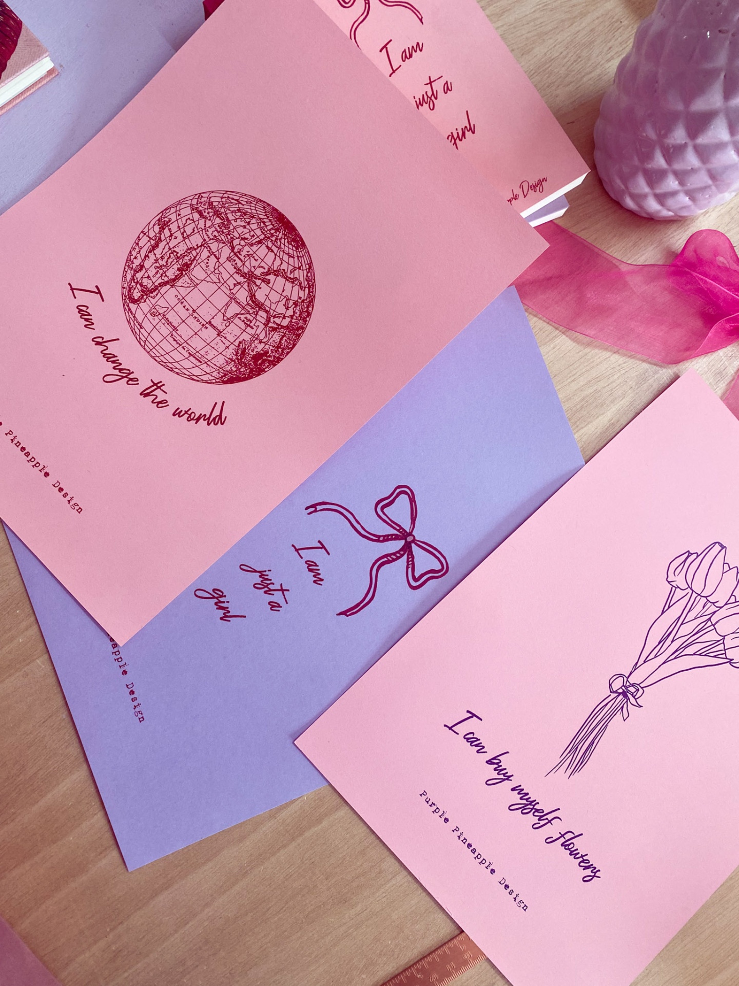 Prints decorativos 💜I am just a girl 🎀 A4