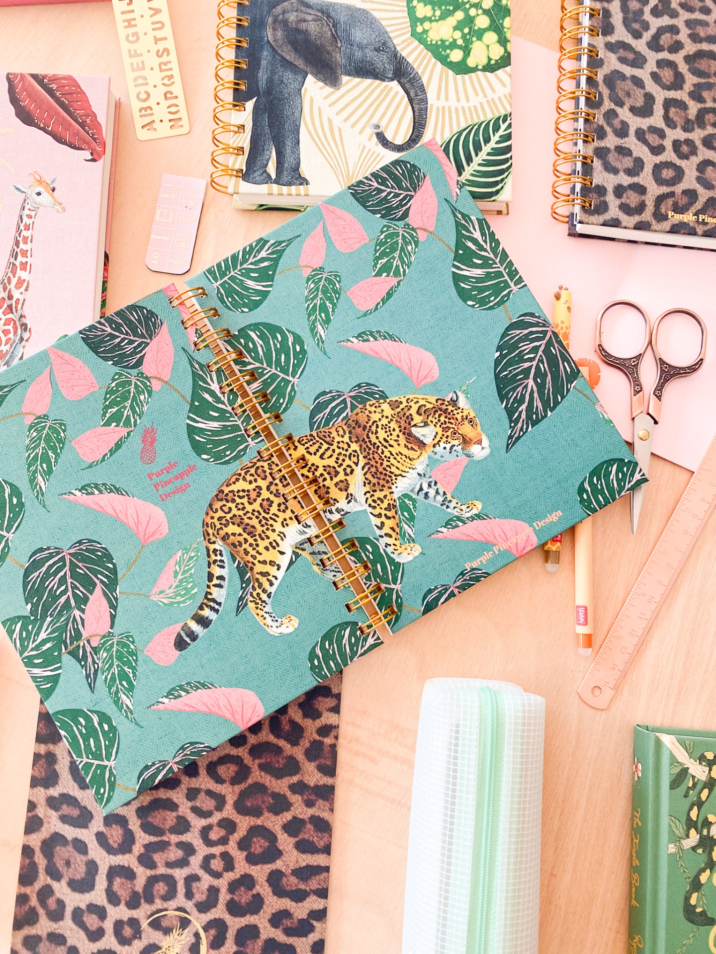 ✨Panthera Pardus 🐆🌿  Bullet journal