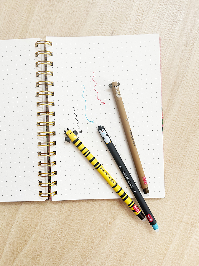 Pinguim 🐧  Caneta apagável