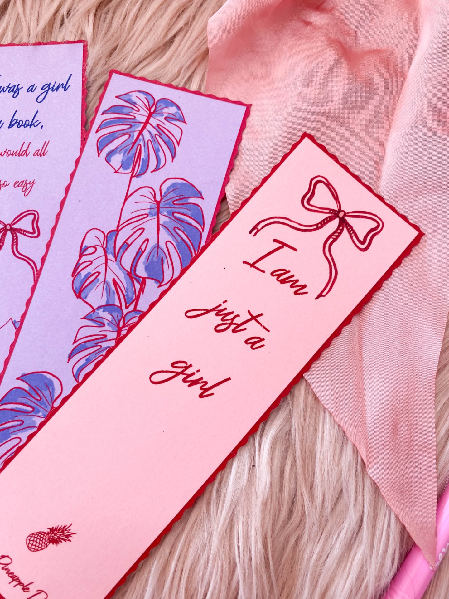 DIY marcador de livros com papelaria DIY marcador de livros com papelaria