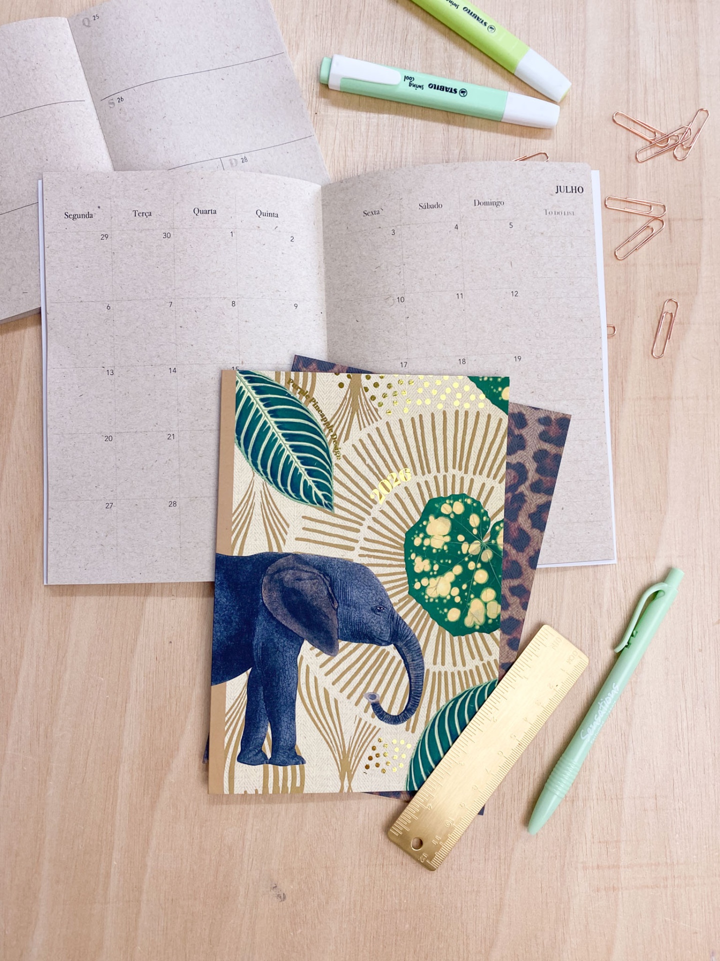 Agenda Mensal 2026 🌿 Elefante 🐘