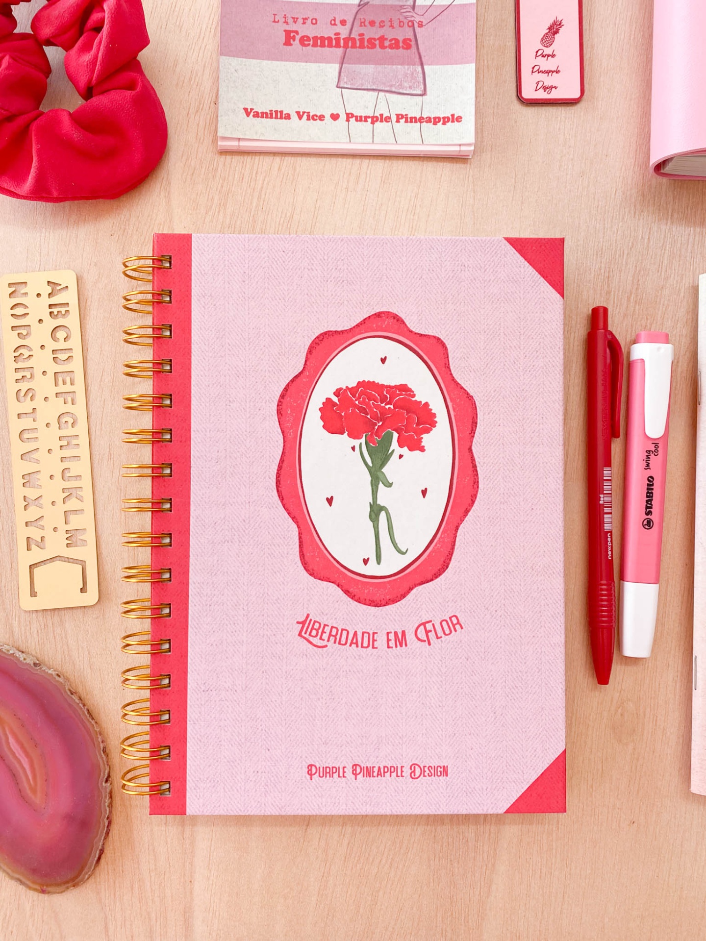 Caderno “Liberdade em Flor” 🌸 para escreveres com espaço para florescer