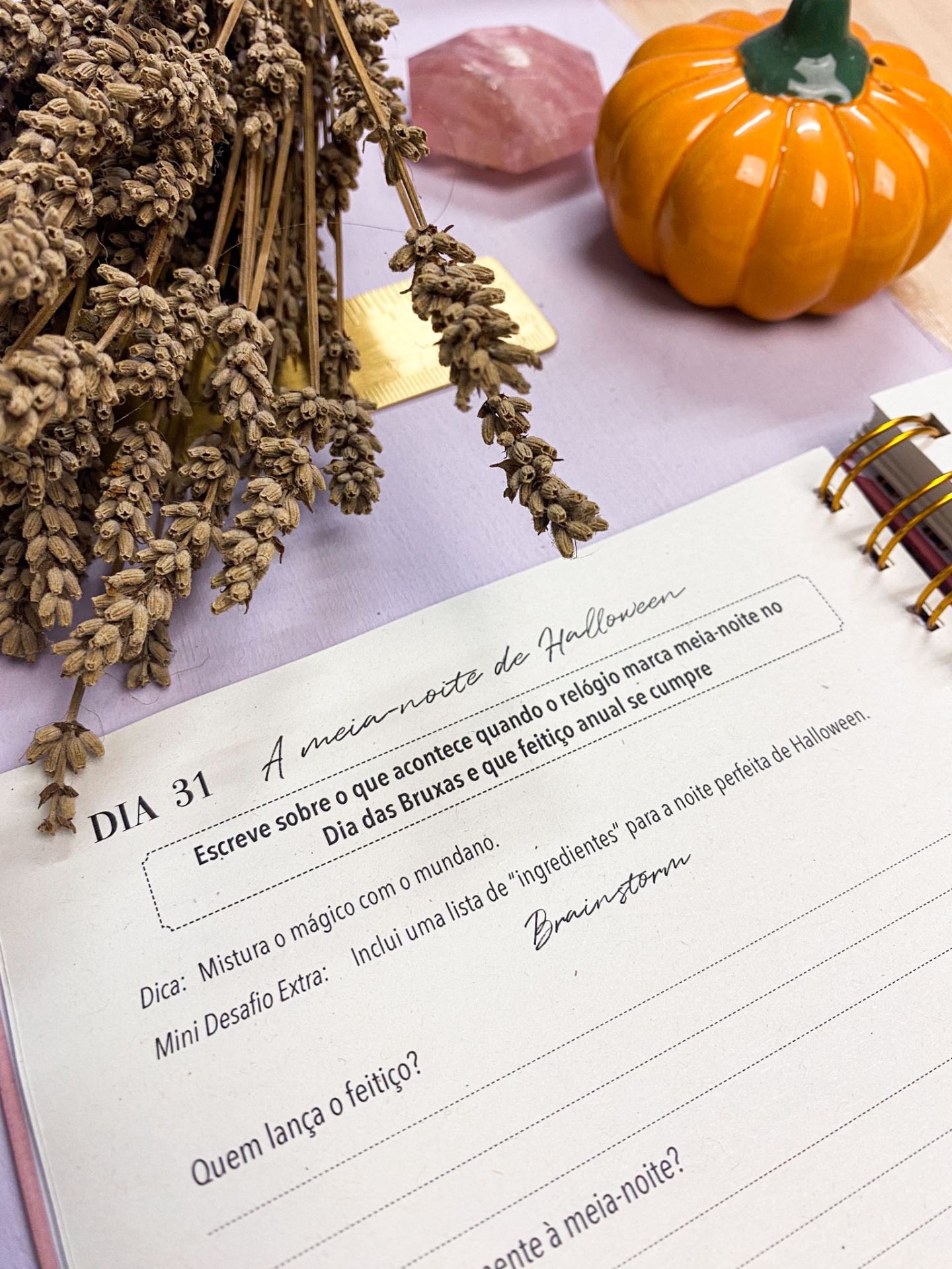 Caderno de escrita criativa 🎃 Versão Spooky 🦇