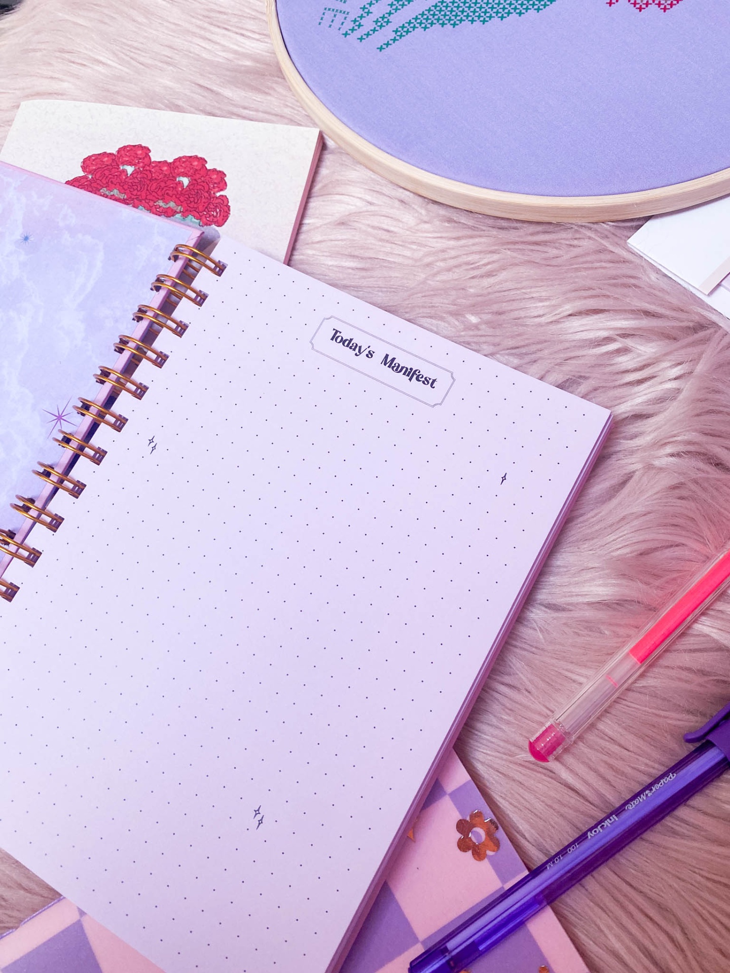 ✩ Caderno manifesting Revolution ✩