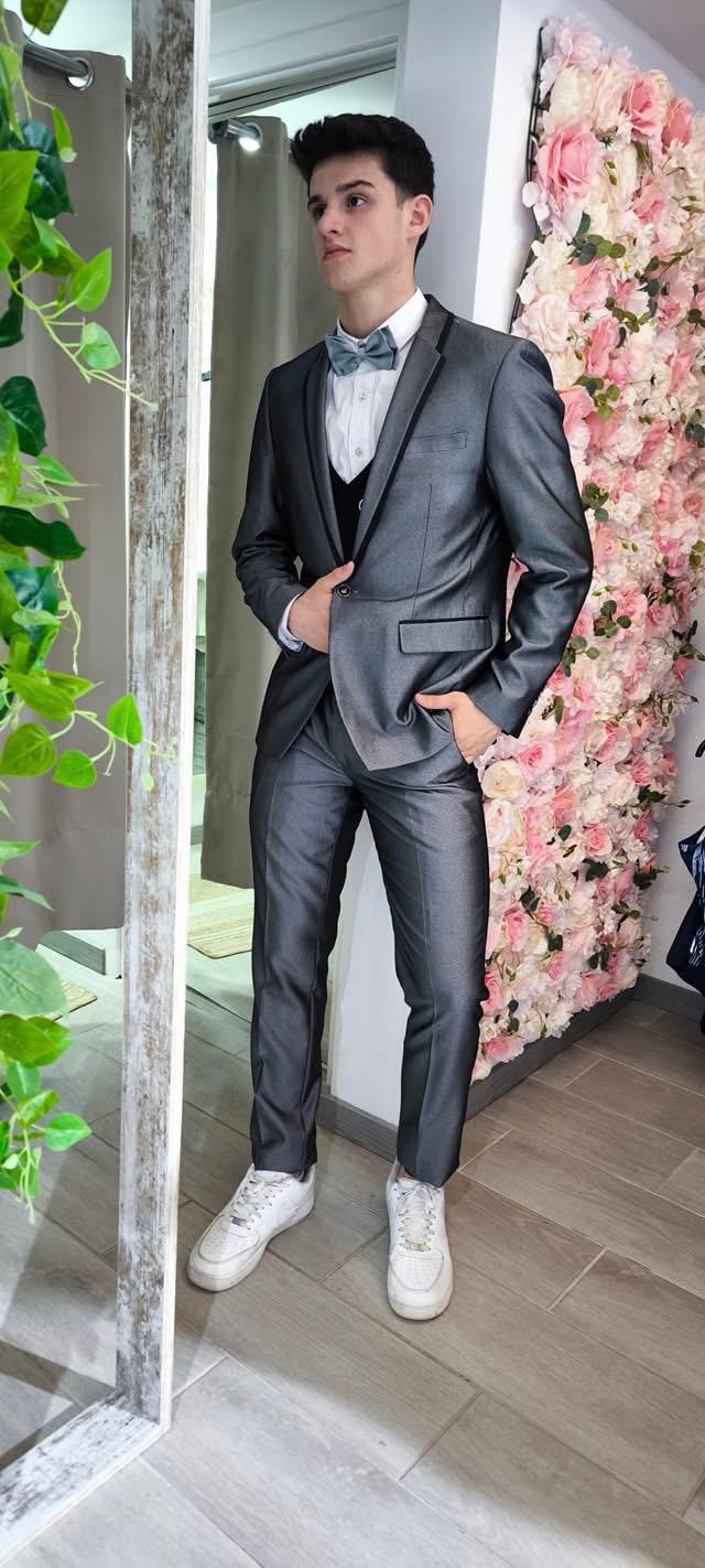 Fato Gilgavin Cinza Brilhante Fato Gilgavin Cinza Brilhante