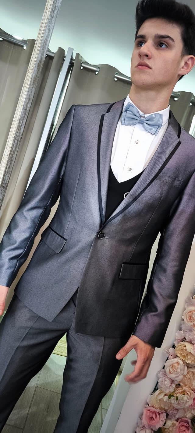 Fato Gilgavin Cinza Brilhante Fato Gilgavin Cinza Brilhante