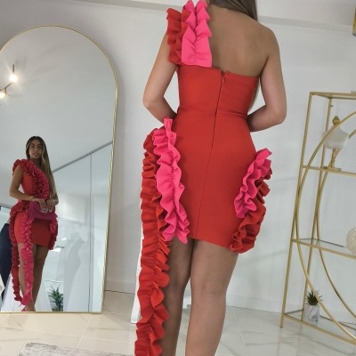 Vestido LadyGaga vermelho