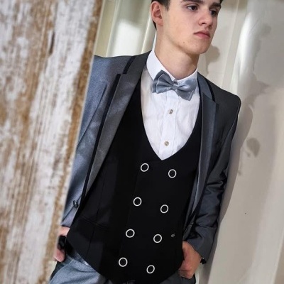 Fato Gilgavin Cinza Brilhante Fato Gilgavin Cinza Brilhante