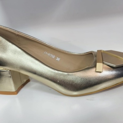 Sapato Clássico de Verniz