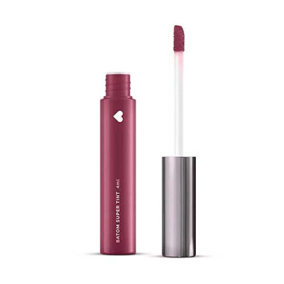 Batom líquido cor vinho com aplicador e texto BATOM SUPER TINT 4ml