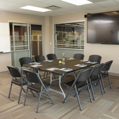 Mesa Dobrável Aço e Plástico 182 x 73,5 x 76cm - Disponível em 2 cores