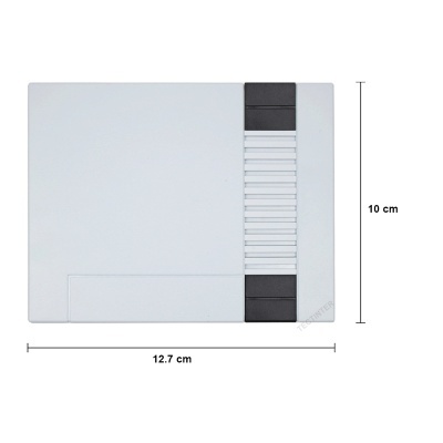 Cartão branco com faixa preta lateral e dimensões 12,7 cm por 10 cm