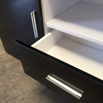 Aparador Ran - Disponível em 4 cores