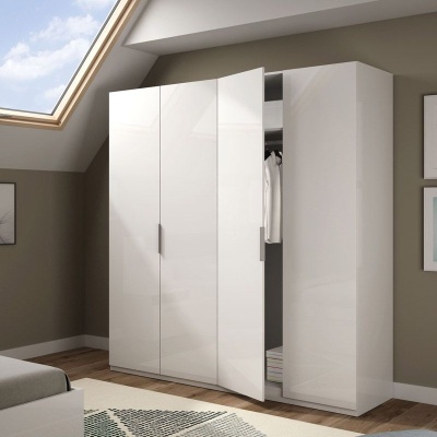 Roupeiro 4 Portas de bater