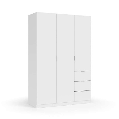 Armário branco de três portas e gavetas em fundo branco