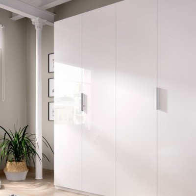 Roupeiro 4 Portas de bater