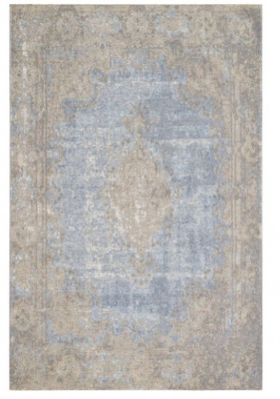 Tapete retangular com padrão tradicional em tons azul claro, cinza e bege