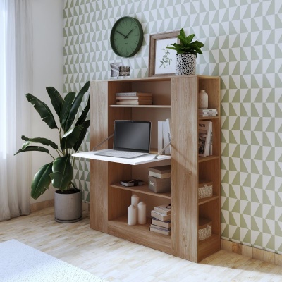 Móvel de escritório em madeira clara com prateleiras e tampo branco rebatível